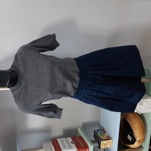 Like New Banana Republic Blue A-line Skirt - Picture 3 of 9